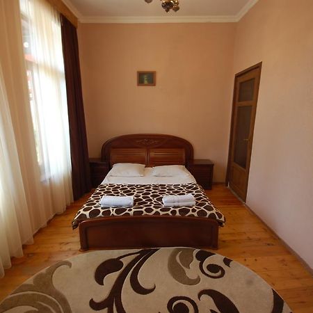 Lelis Guest House Sighnaghi Esterno foto