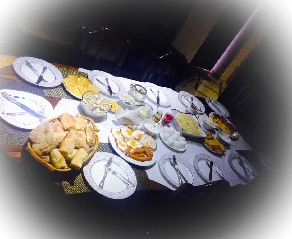 Lelis Guest House Sighnaghi Esterno foto