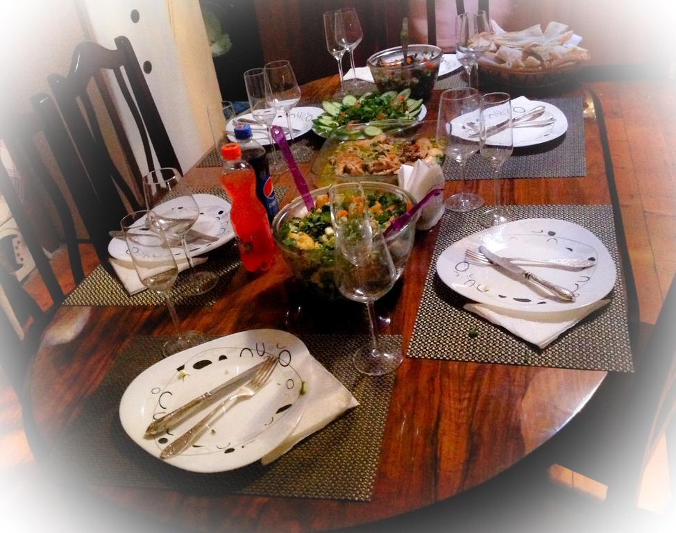 Lelis Guest House Sighnaghi Esterno foto