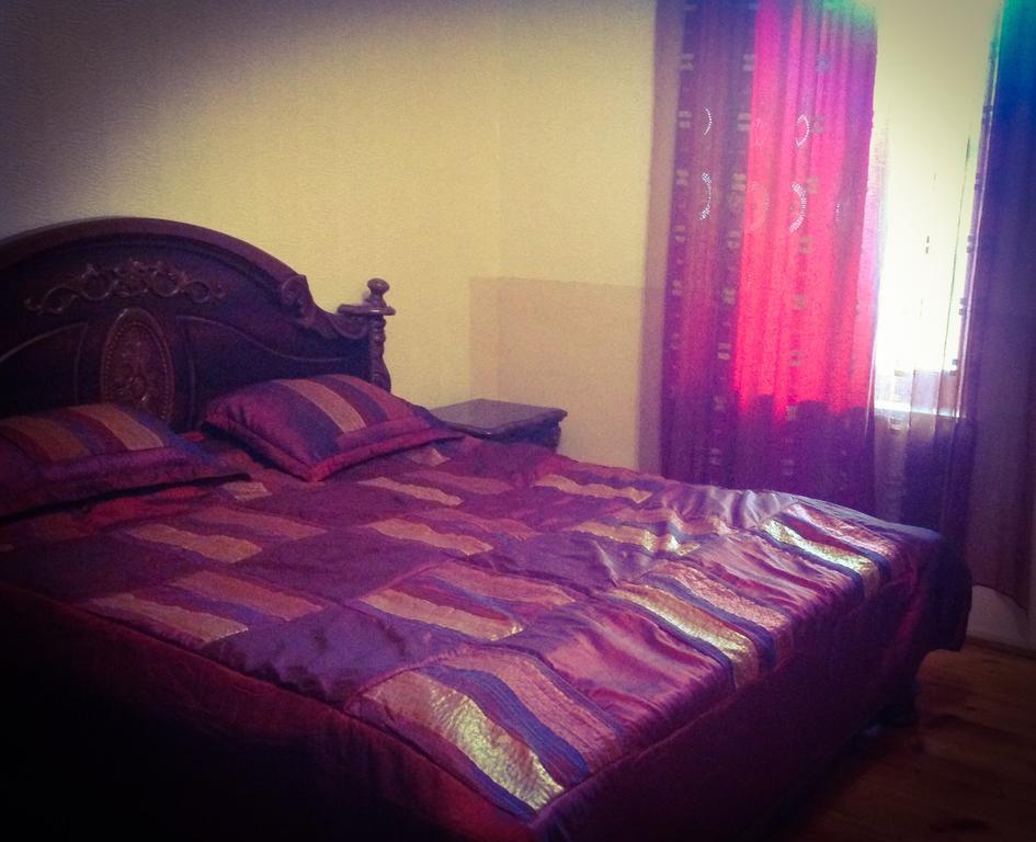 Lelis Guest House Sighnaghi Esterno foto