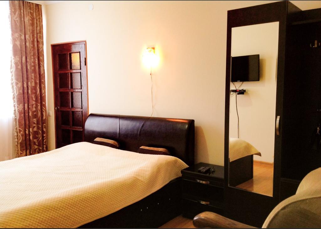 Lelis Guest House Sighnaghi Esterno foto