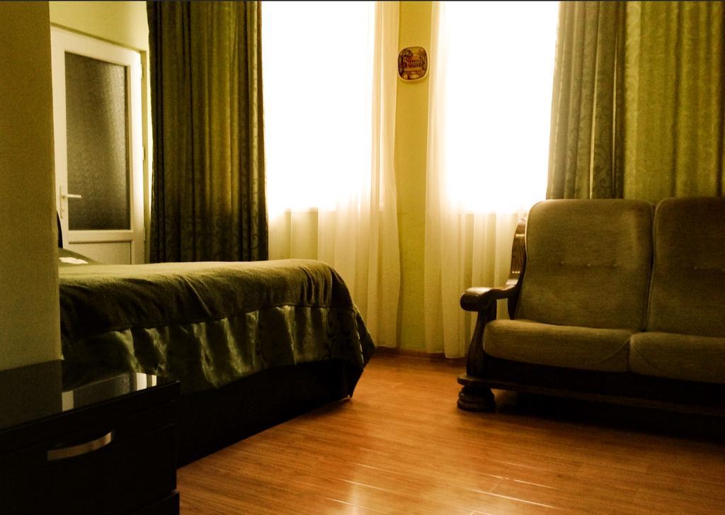 Lelis Guest House Sighnaghi Esterno foto