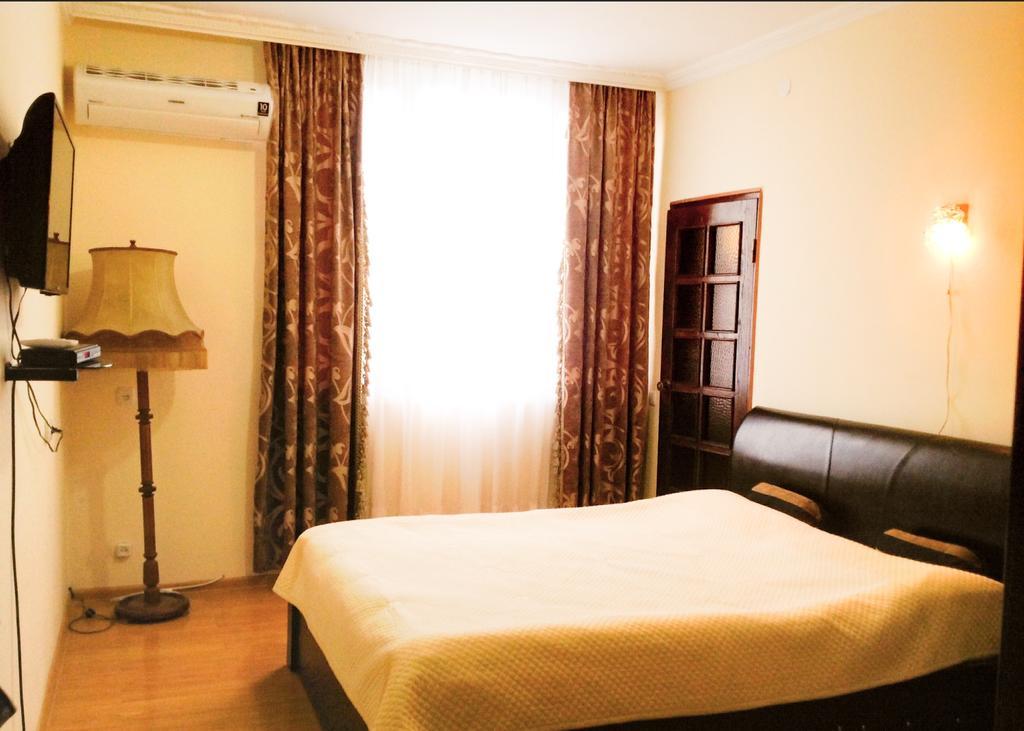Lelis Guest House Sighnaghi Esterno foto